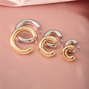 Thick C Hoop Earrings E151