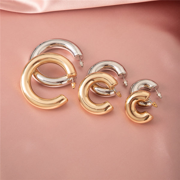 Thick C Hoop Earrings E151