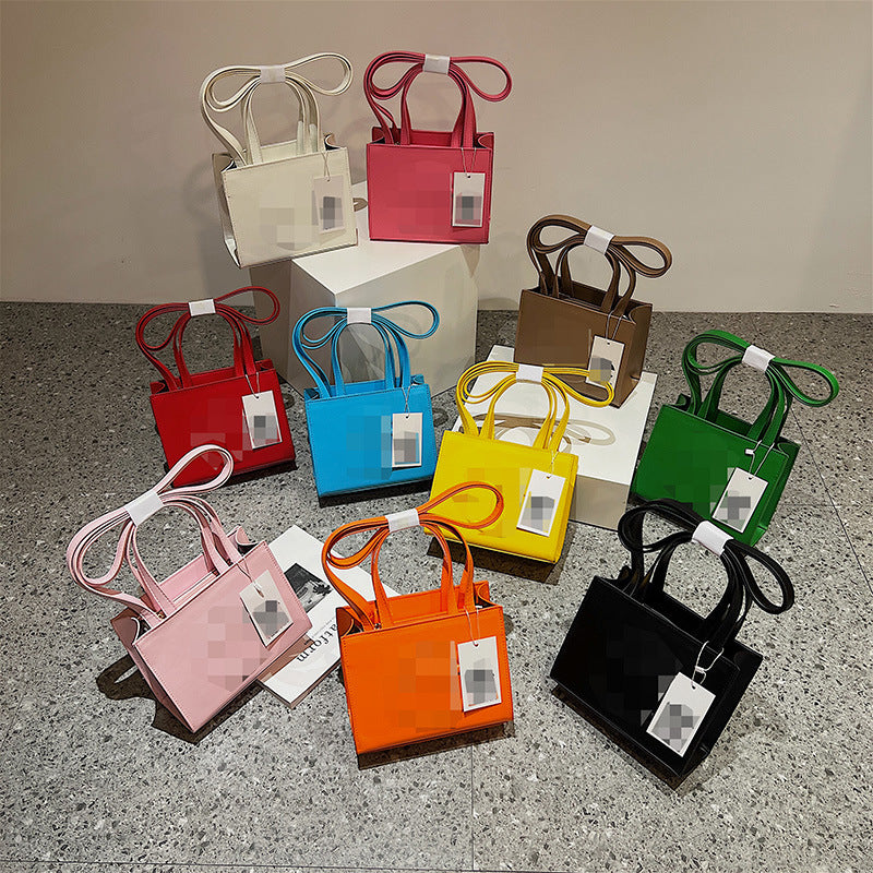 TF Small Crossbody Bag (20*16*8cm)