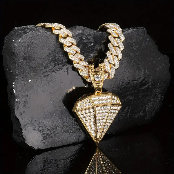 Cuban Necklace With Full Diamond Pendant