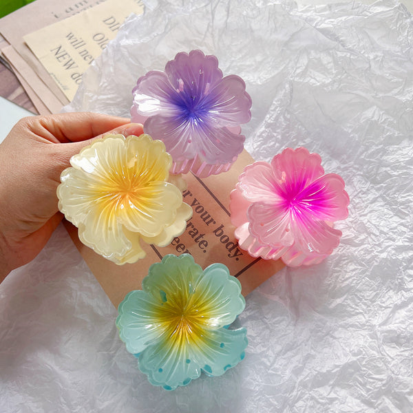 Large Floral Petal Hair Clamp