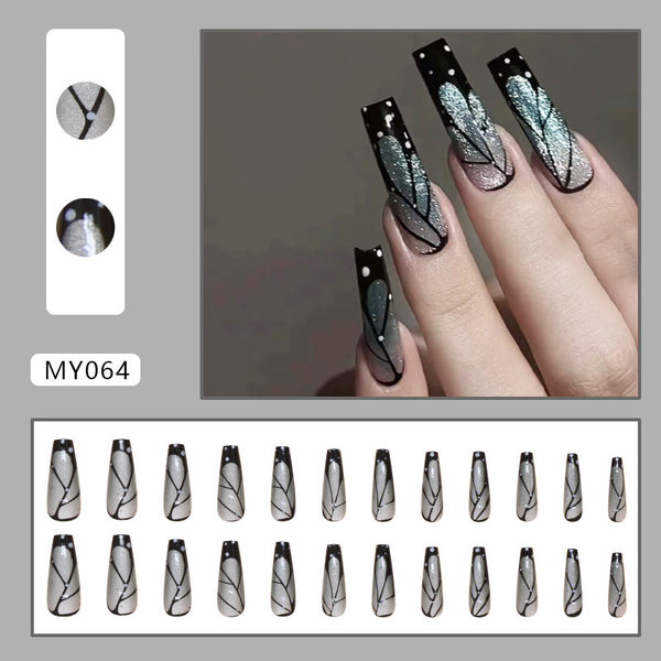 Press On Nails 824