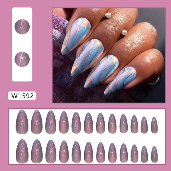 Press On Nails 824