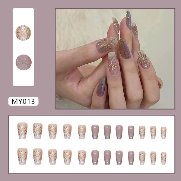 Press On Nails 824