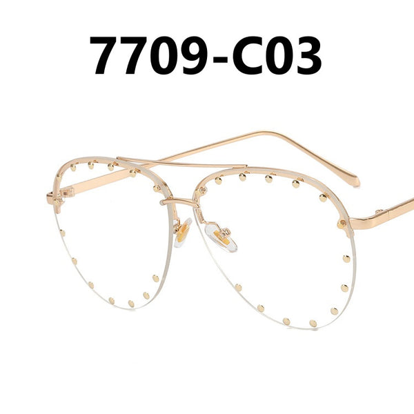 Metal Rivet Large Frame Sunglasses