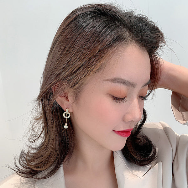 Trendy Rhinestone Stud Earrings