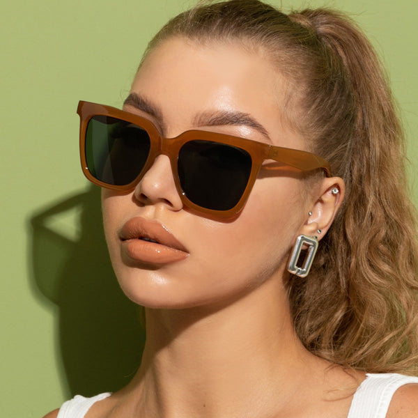 Simple Large Frame Square Sunglasses